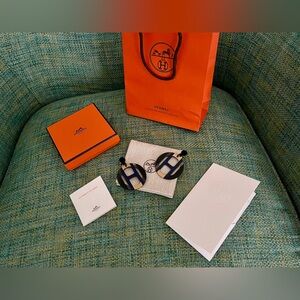 ❗️SOLD❗️Hermes earrings